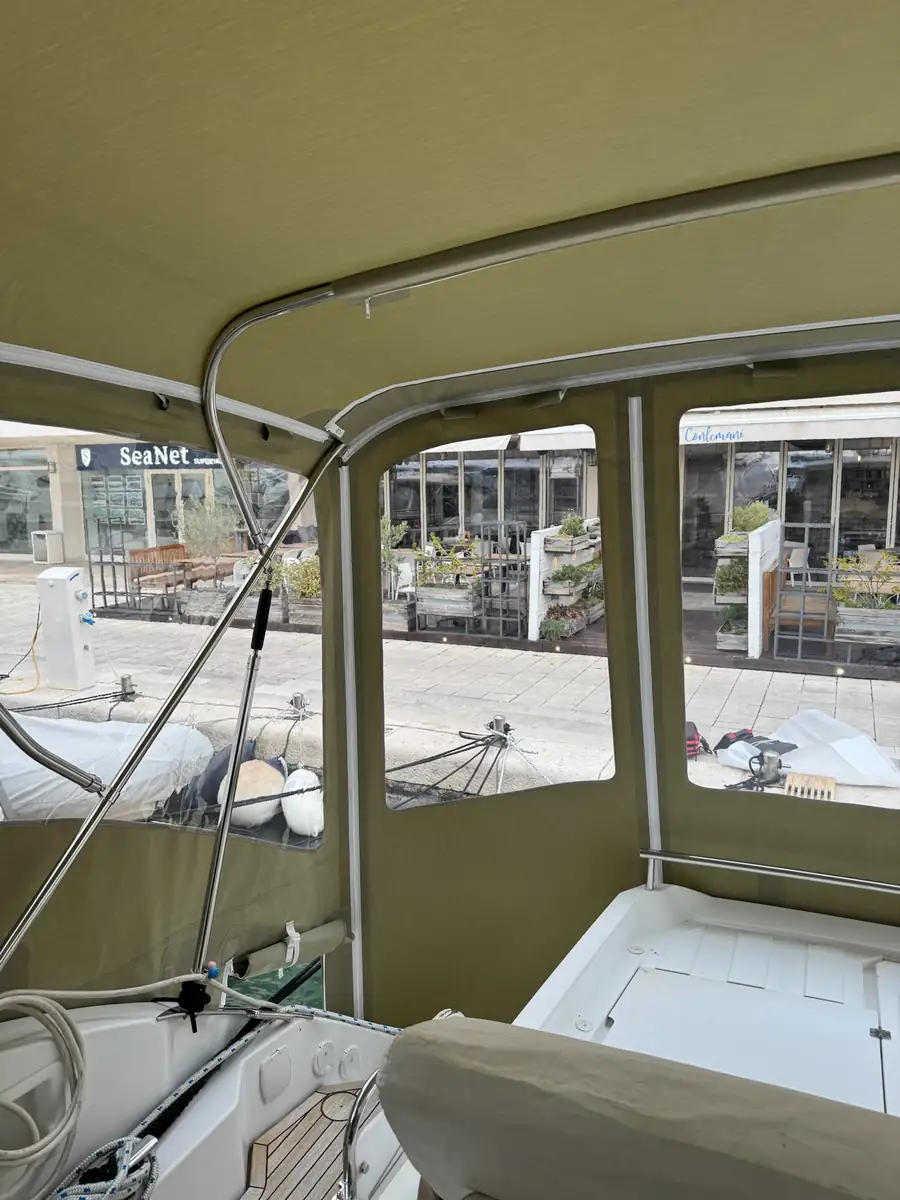 Azimut 50 — Krmeno zatvaranje #15