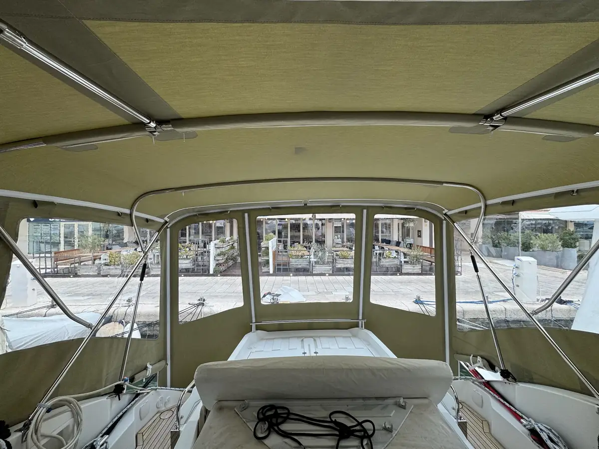 Azimut 50 — Krmeno zatvaranje #21