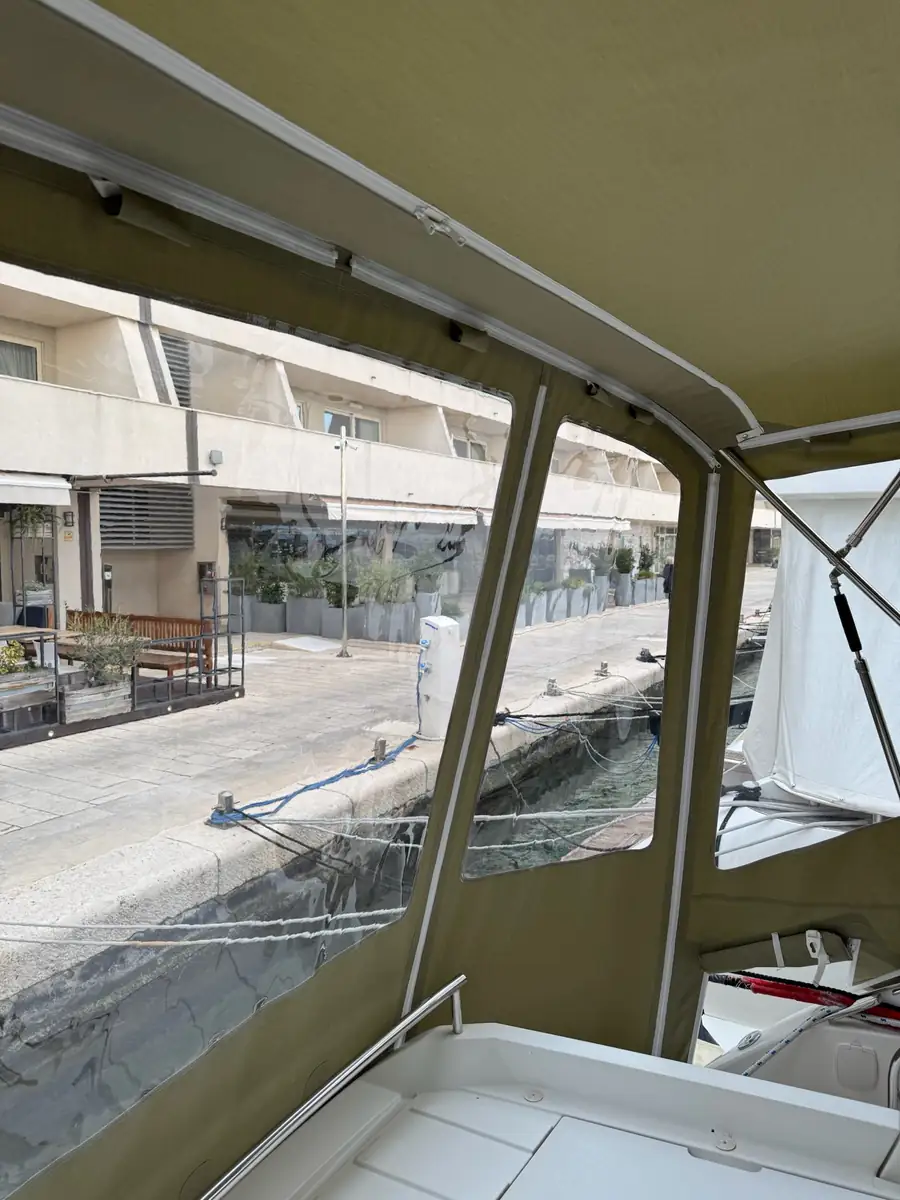 Azimut 50 — Krmeno zatvaranje #24