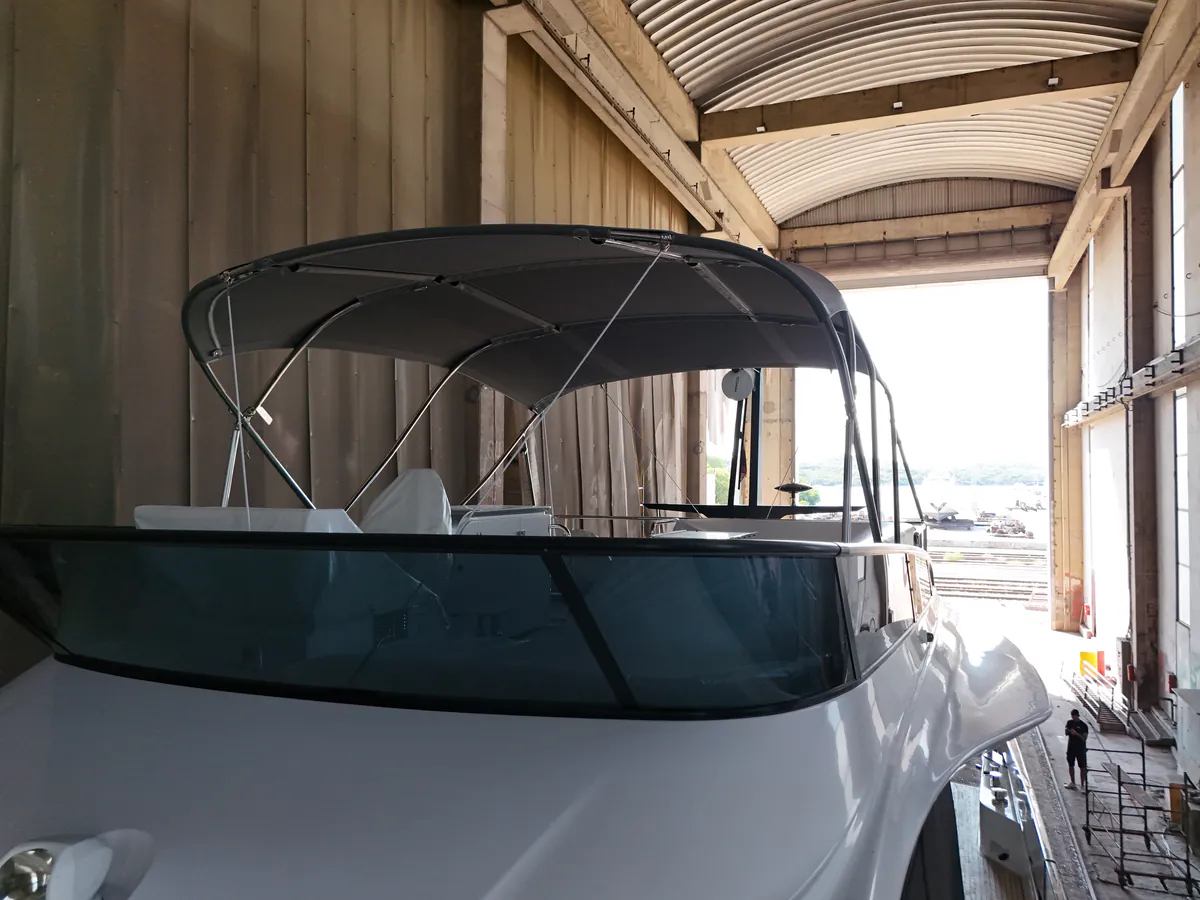Azimut S7 — Bimini #19