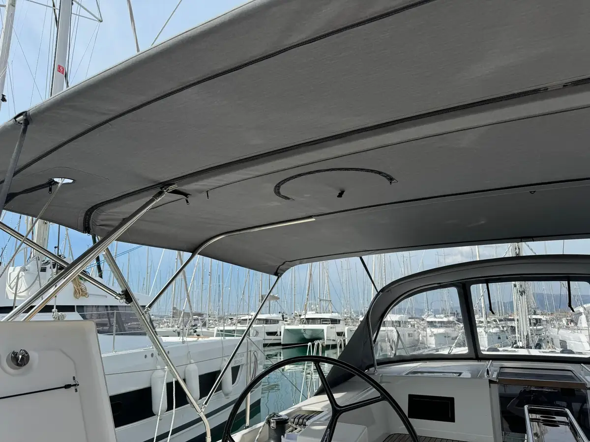 Bavaria C 45 — Bimini #14