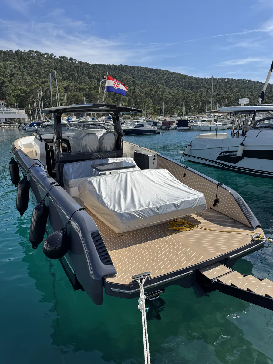 Bellini Astor 36