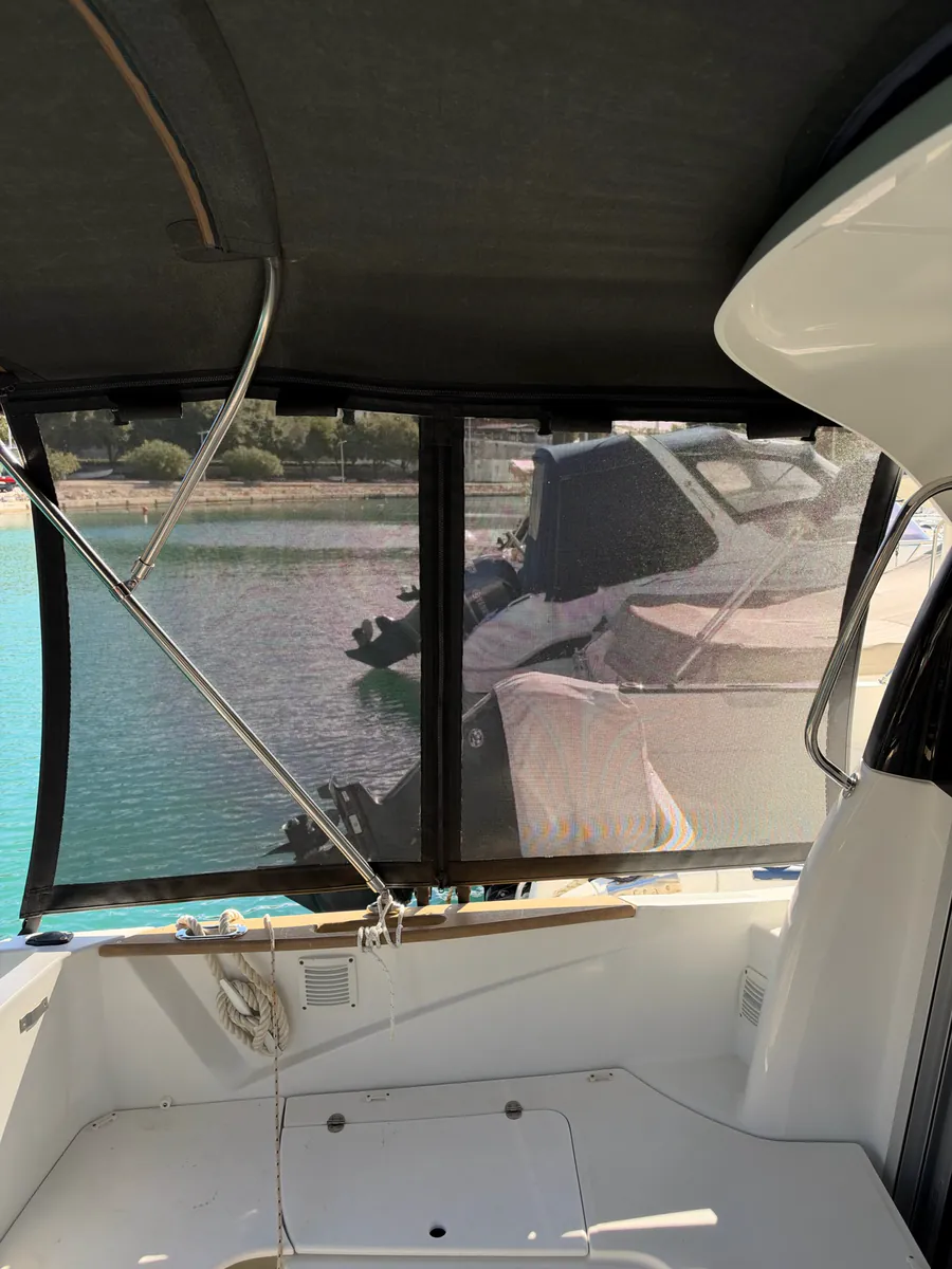 Beneteau Antares 680 — brodska sjenila #4