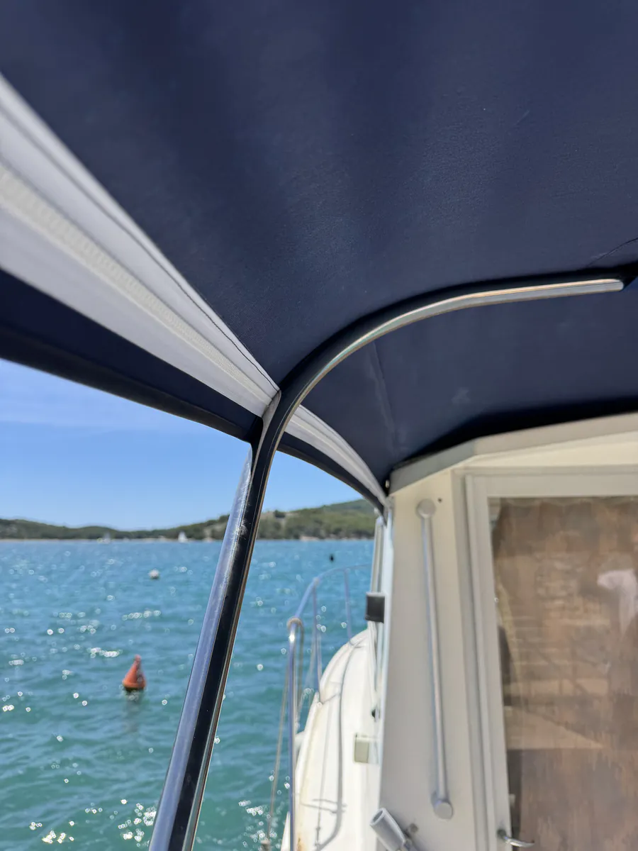 Beneteau Antares 800 — Bimini #5