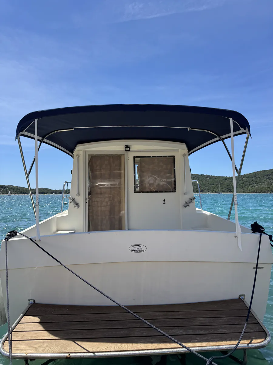 Beneteau Antares 800 — Bimini #6