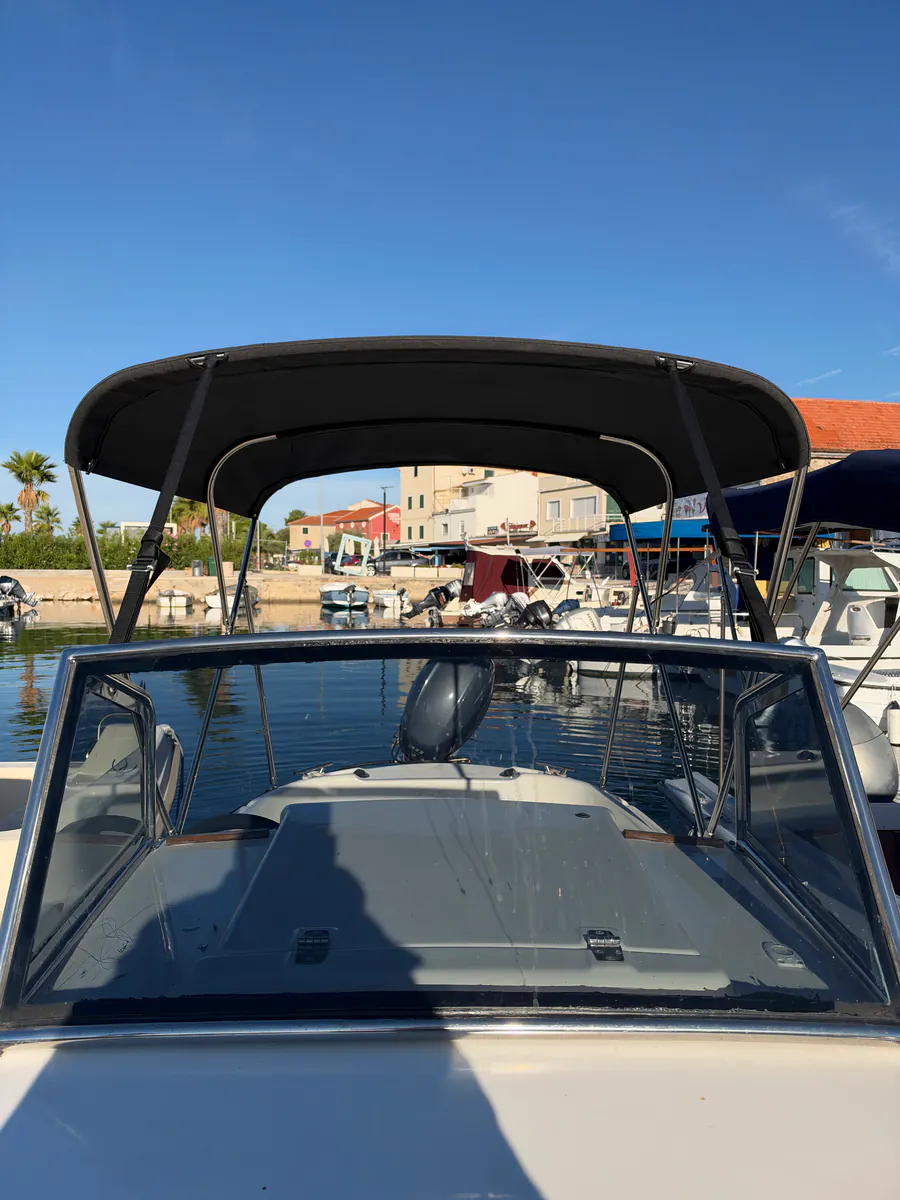 Betina 500 Cabin — bimini tenda #2