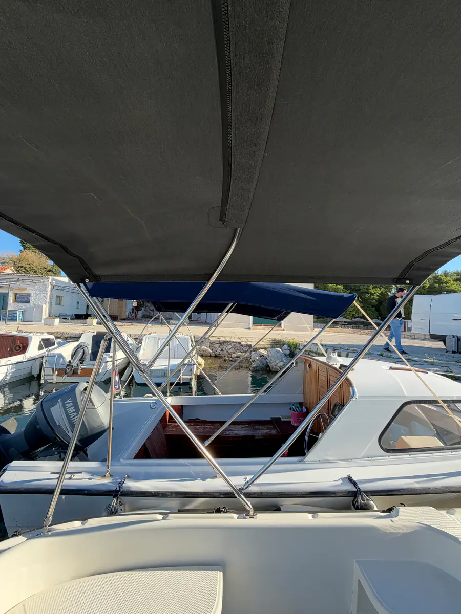 Betina 500 Cabin — bimini tenda #5