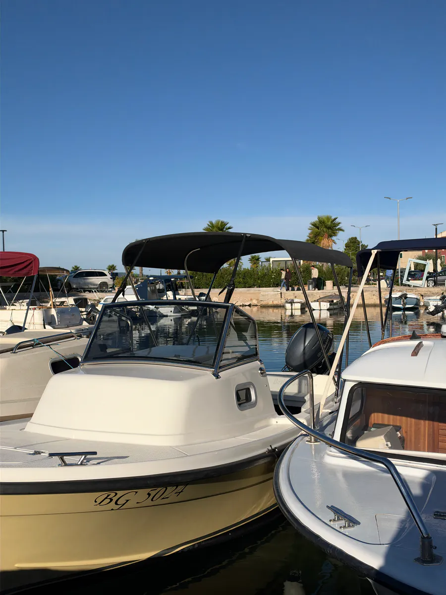 Betina 500 Cabin — bimini tenda #9