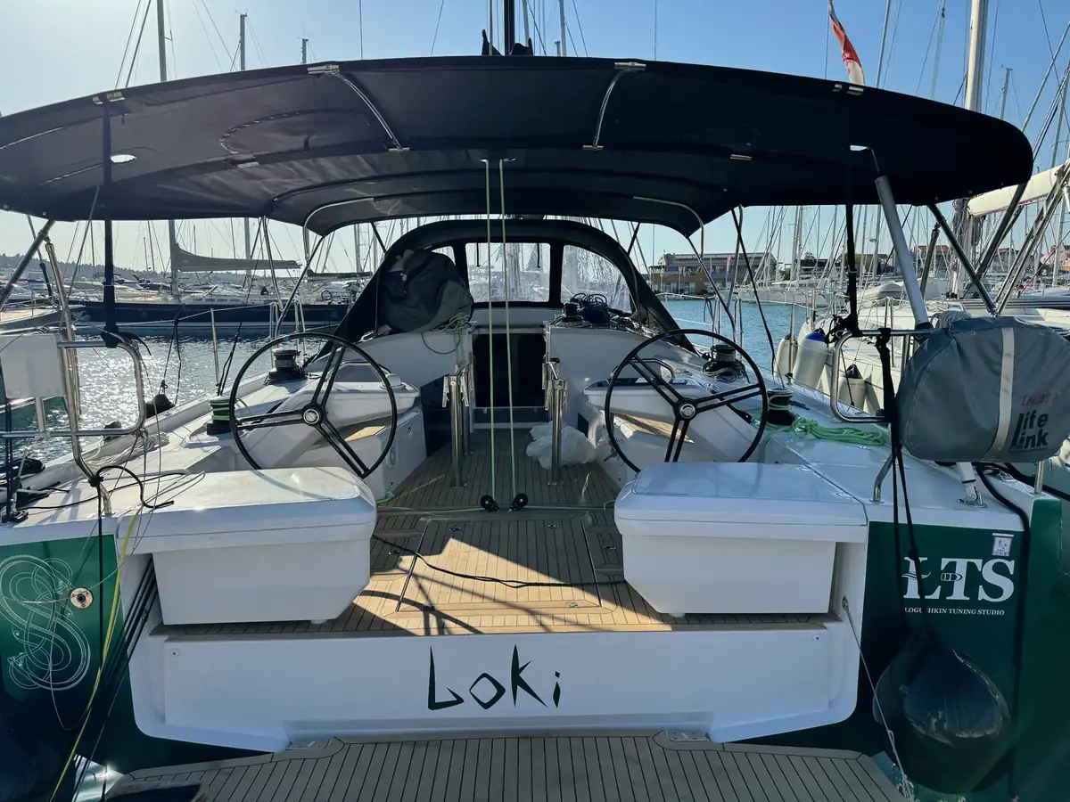 Elan E6 — bimini #1