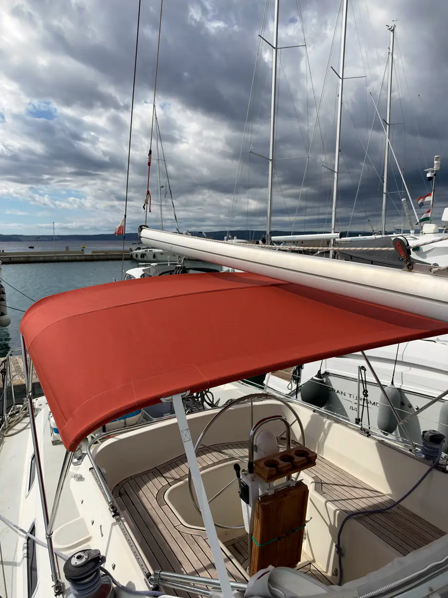 Moody 425 — bimini tenda #2