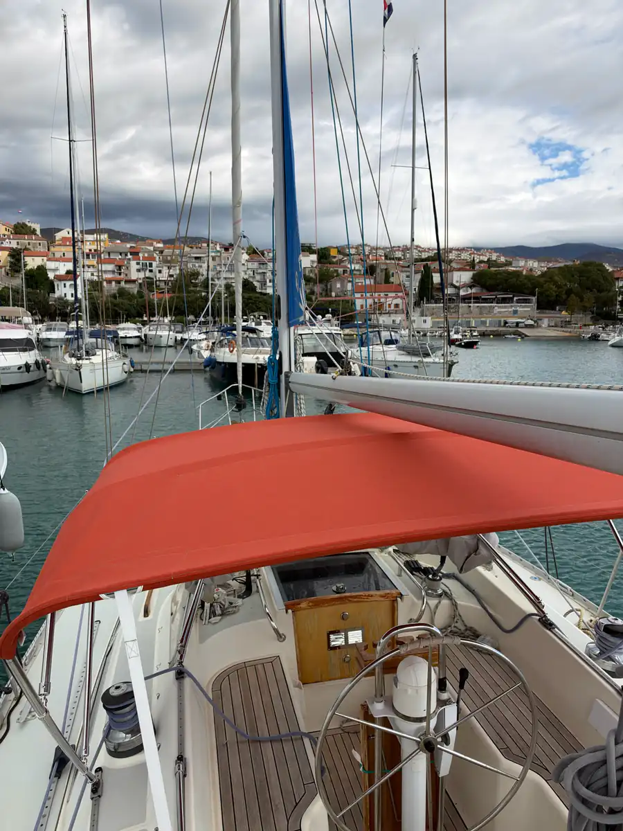 Moody 425 — bimini tenda #5